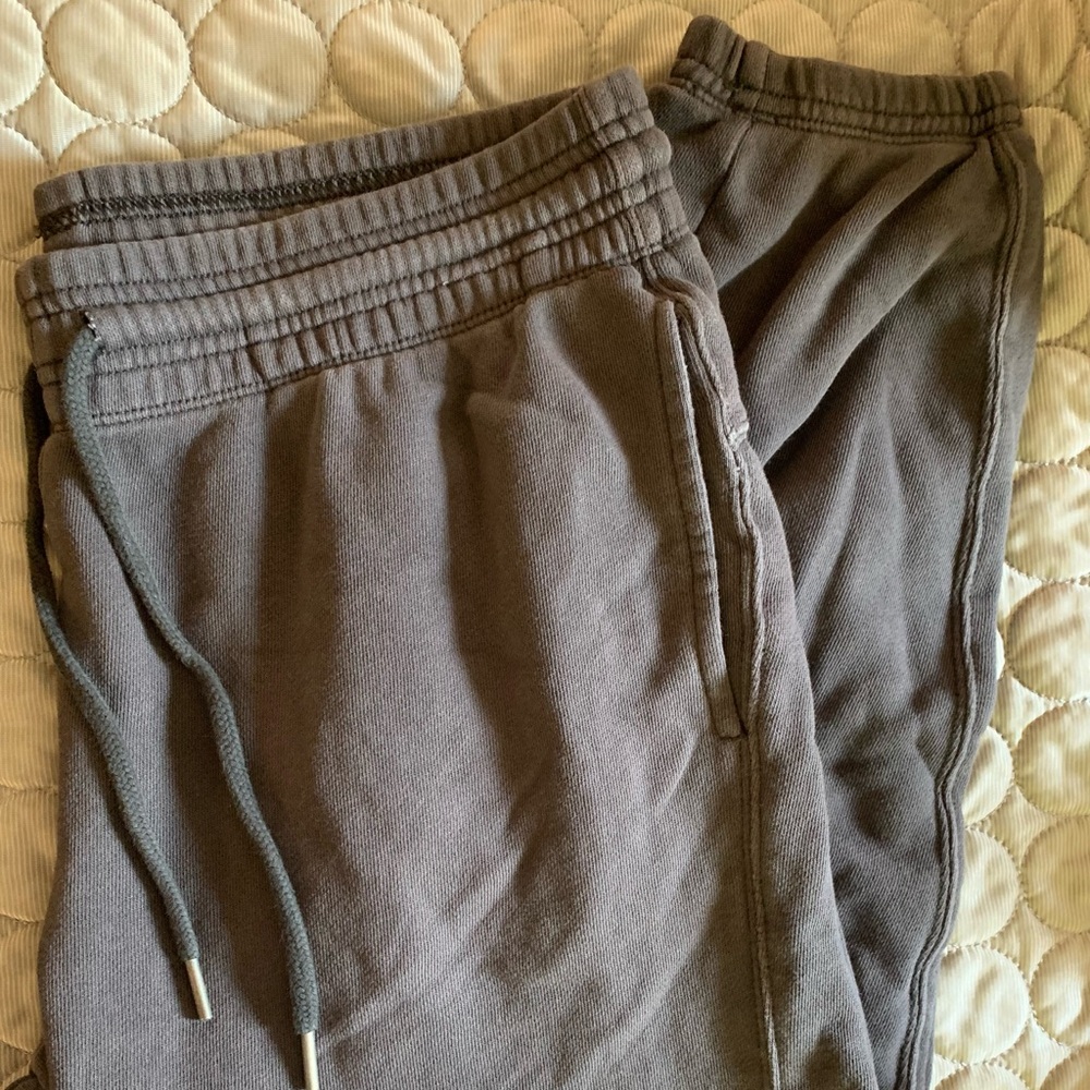 Aerie the chill jogger